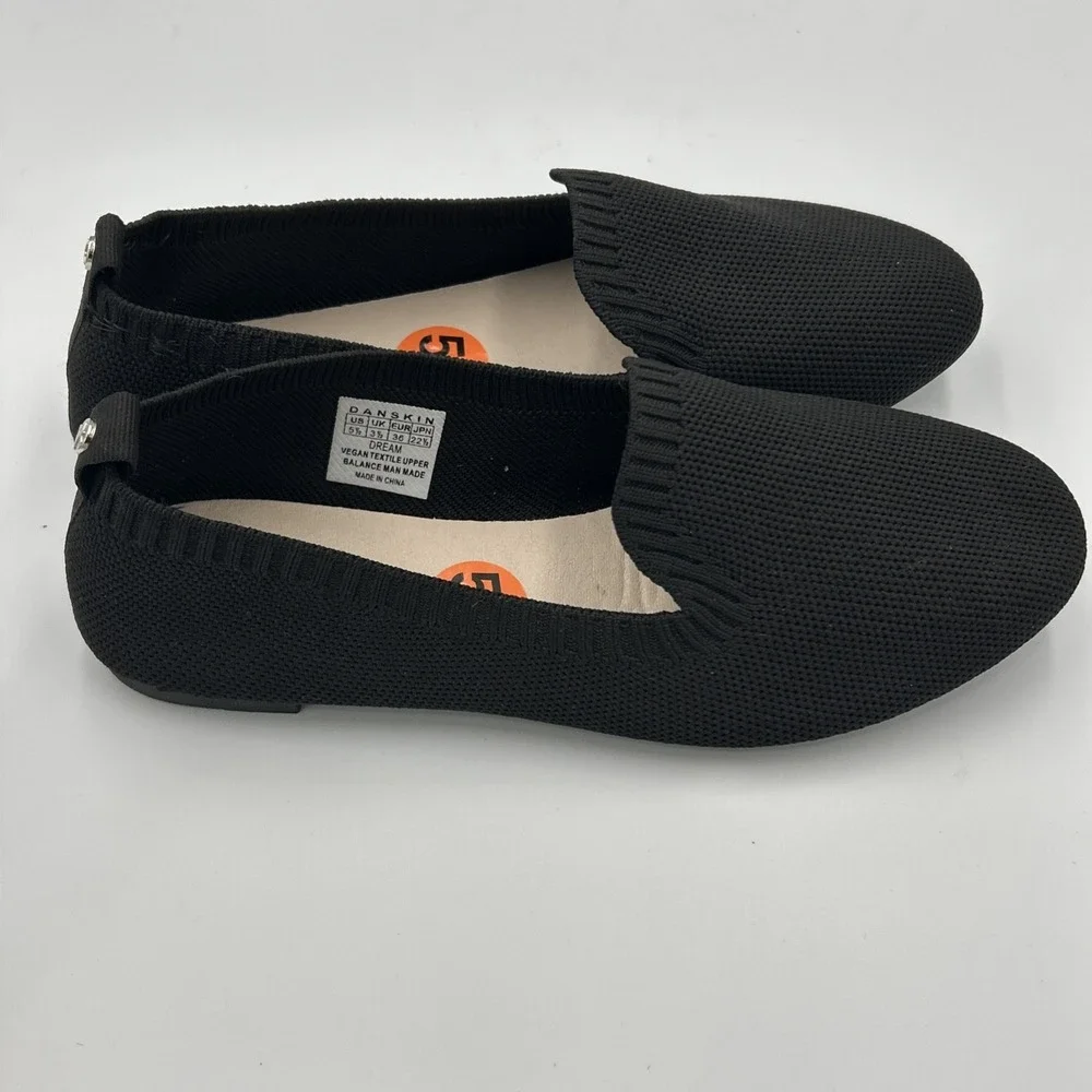 Danskin Dream Slip On Stretch Knit Ballet Flat Shoes Black‎ Dressy Casual 5.5/6